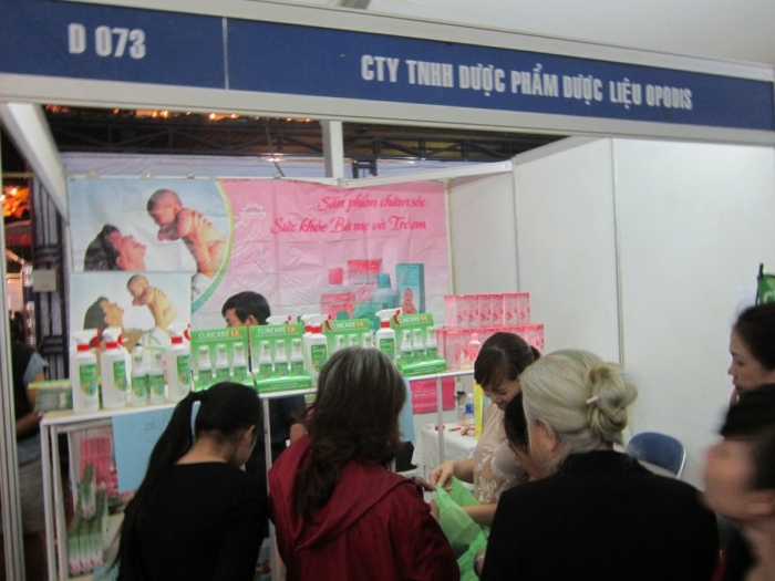 Hàng Việt Nam chất lượng cao & Công nghiệp thương mại Gia Lai 2012